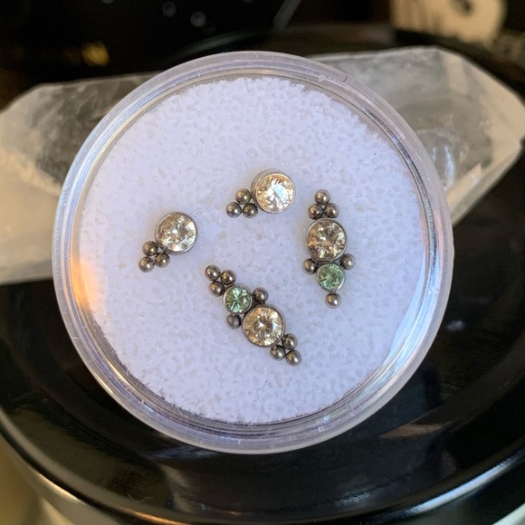 16g LeRoi “Haute Couture Bijoux” Custom internally-threaded titanium gem end - Picture 7 of 8